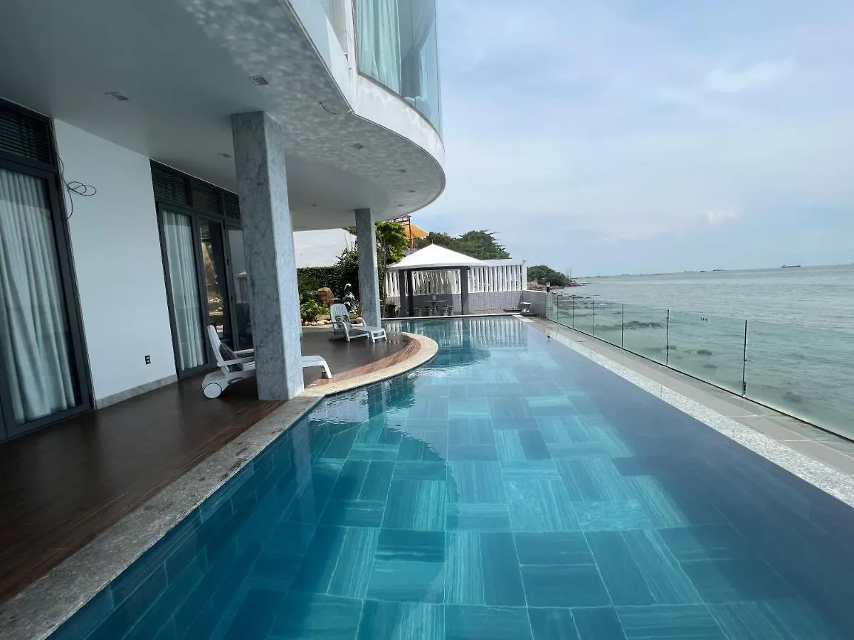 Nancy Tran Grand Strip Vung Tau Villa 10