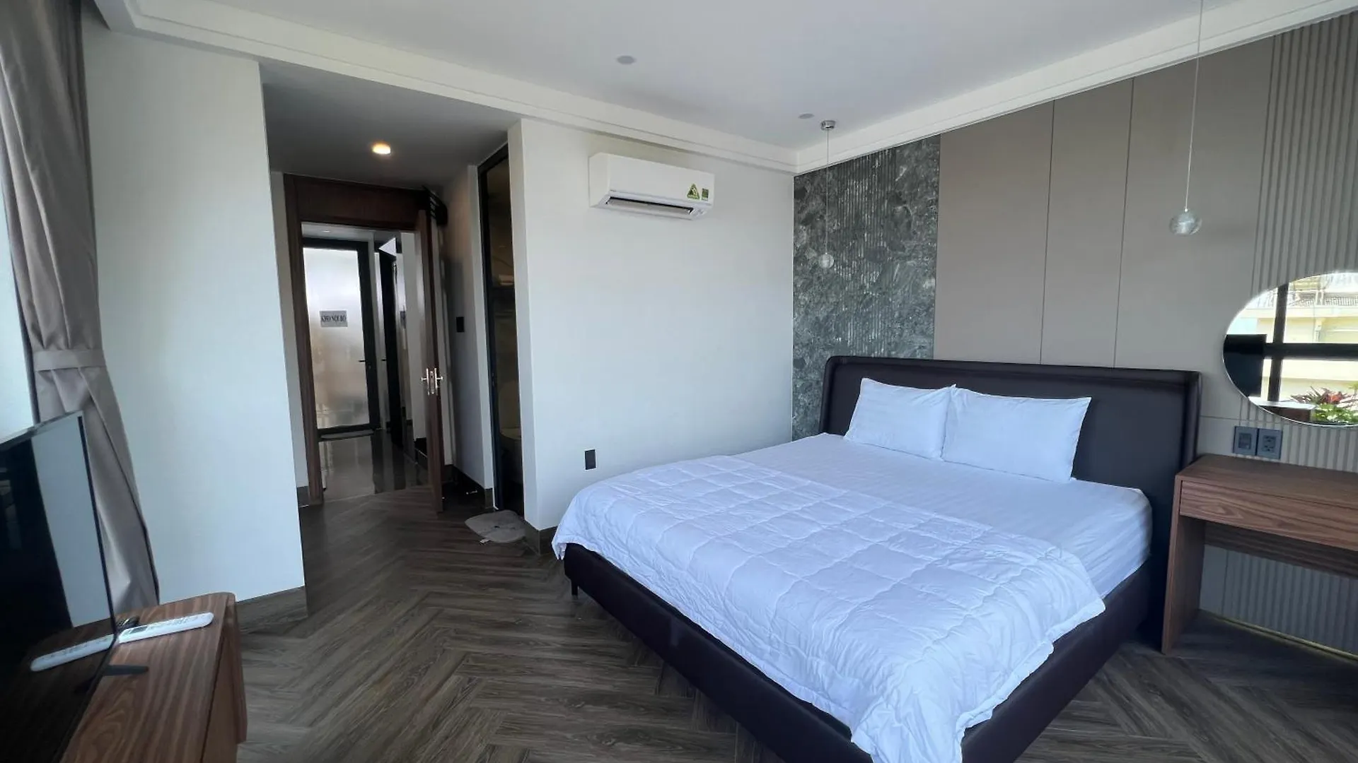 Nancy Tran Grand Strip Vung Tau Villa 10 0*,